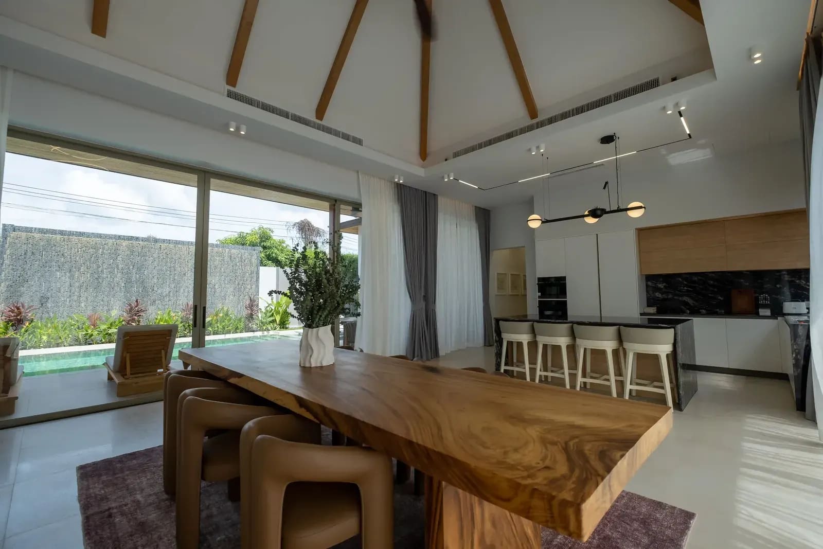 Layan Lucky Villas — photo 7