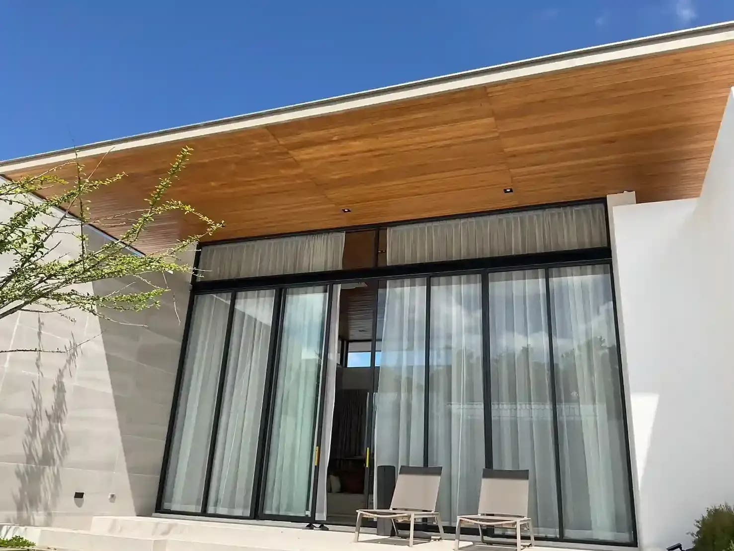 Wintery by Season Luxury Villas — photo 2