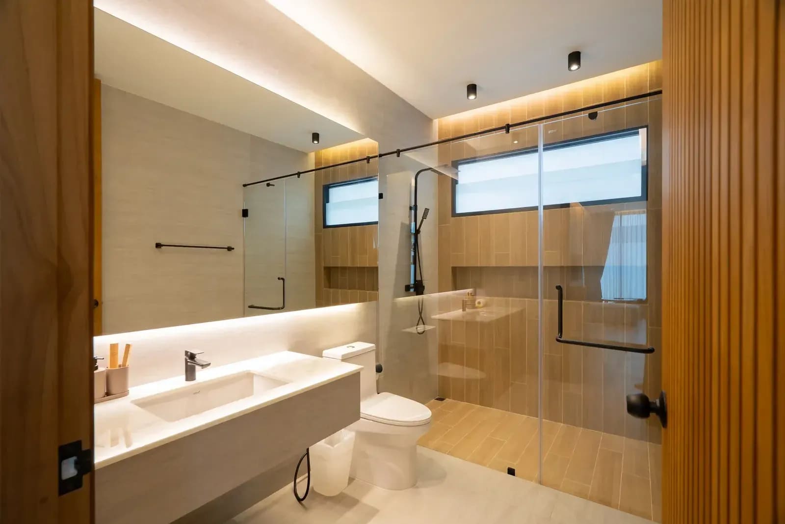 3 bd · 348 m² — photo 8